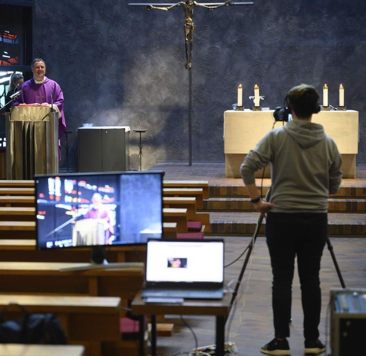 livestreaming mass is essential